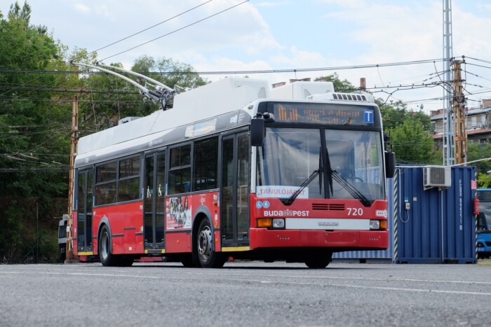 Buszt, villamost, trolit vezetnél? Így kezdj hozzá! 8