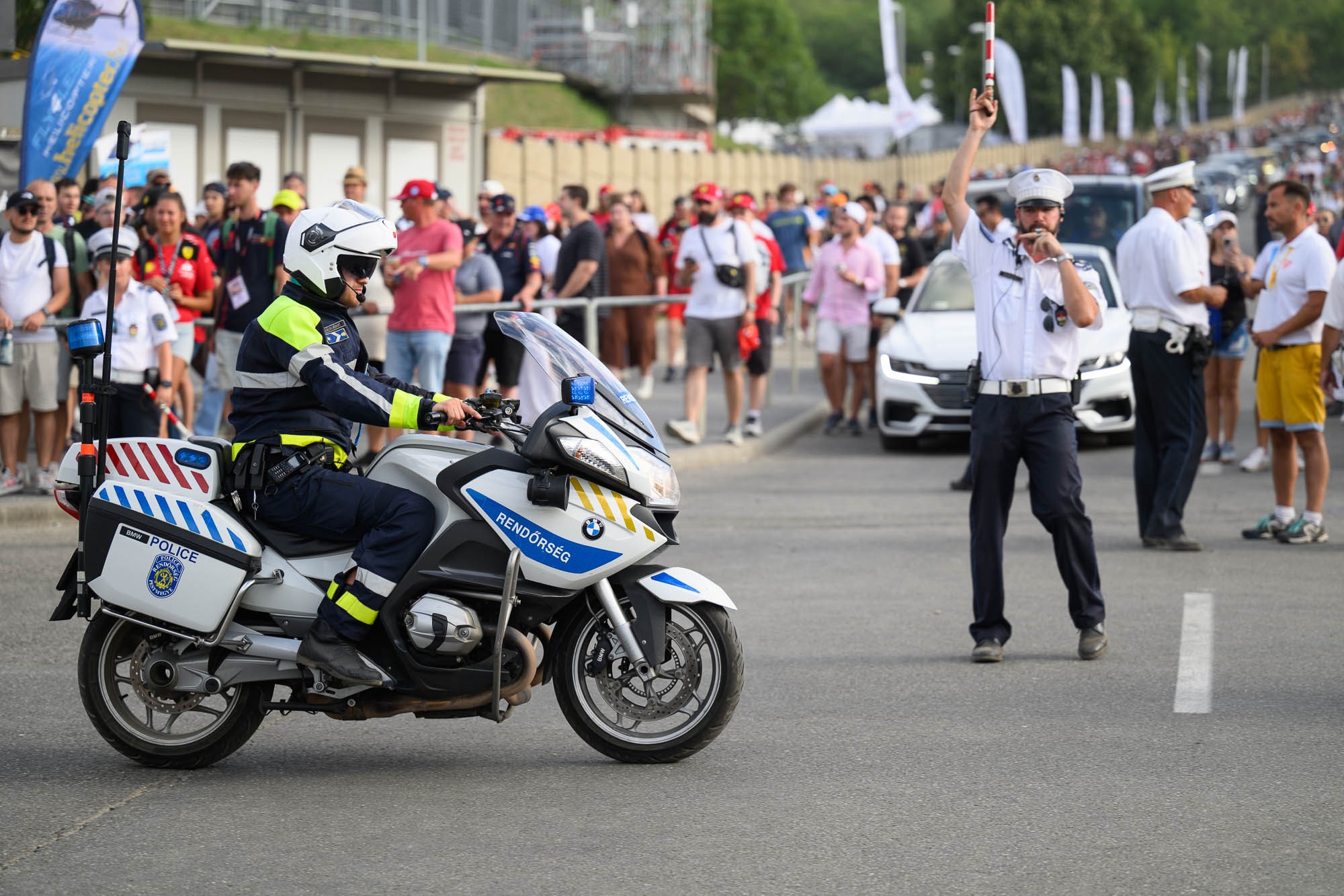 Már reggel tömött sorok voltak az M3-ason és a Hungaroring környékén, de a java még most jön Kép