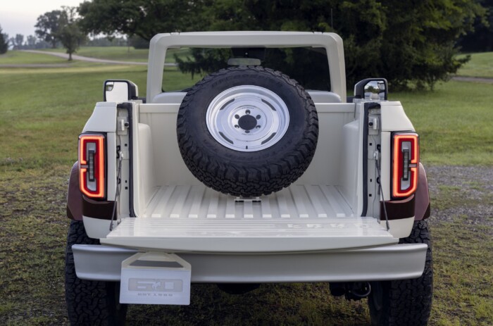 Újraálmodták az első 4×4-es sportautót 9