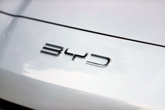 Tarolnak a kínai használt autók Magyarországon