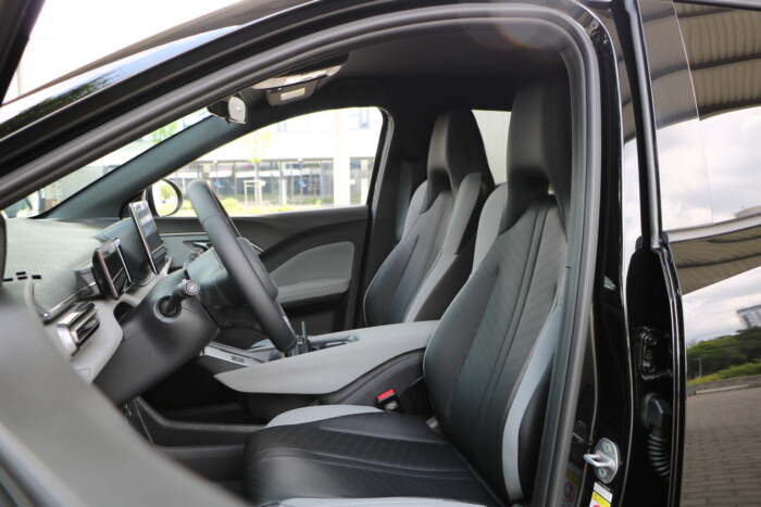 Duplájára drágul ez az autó, mire magyar rendszámot kap 22