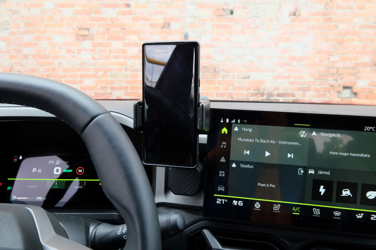 Egyre durvább mit művelnek a fiatalok vezetés közben