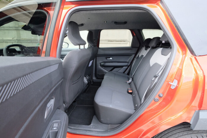 Alig kér benzint a Dacia új hibridje 14 | Vezess Alig kér benzint a Dacia új hibridje 14