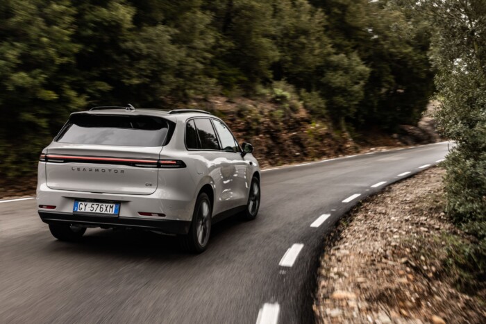 Ez a családi SUV nem lesz gyenge 8