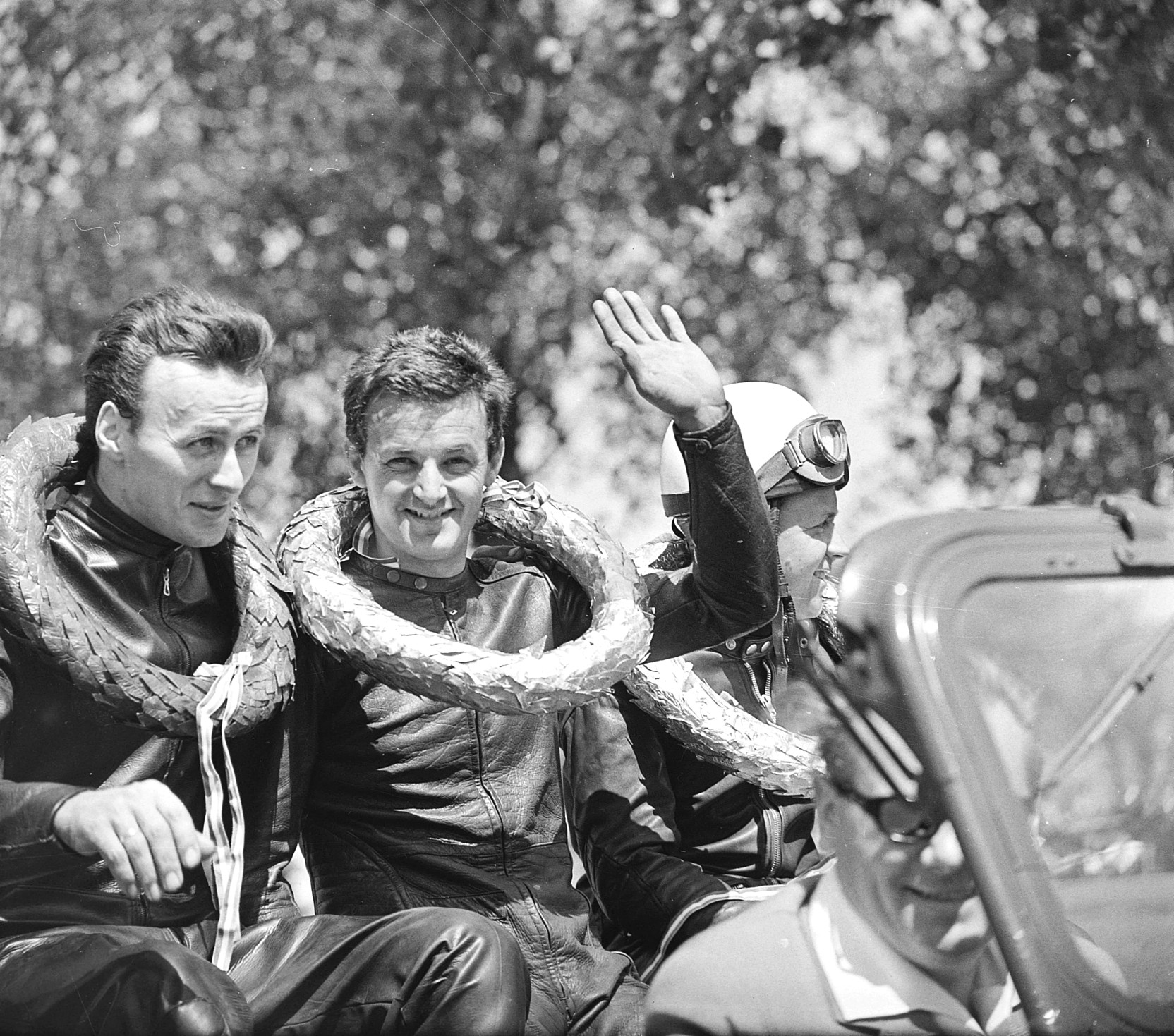 A XX. század magyar hősei két keréken érték el a lehetetlent 5