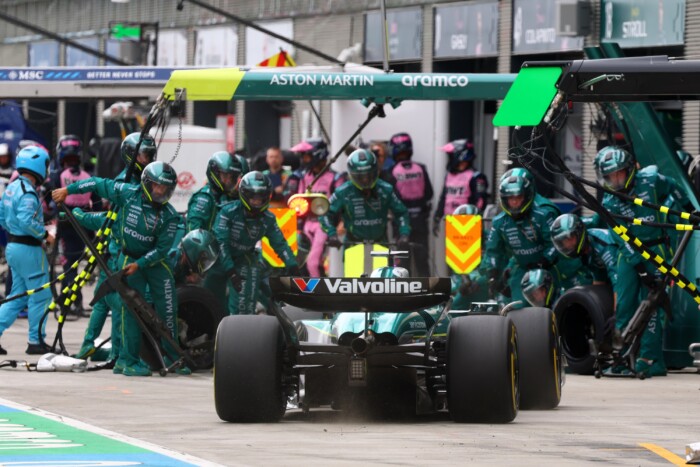 F1: Összeomlott a Ferrari, kettős McLaren-siker a Hungaroringen 9 | Vezess F1: Összeomlott a Ferrari, kettős McLaren-siker a Hungaroringen 9