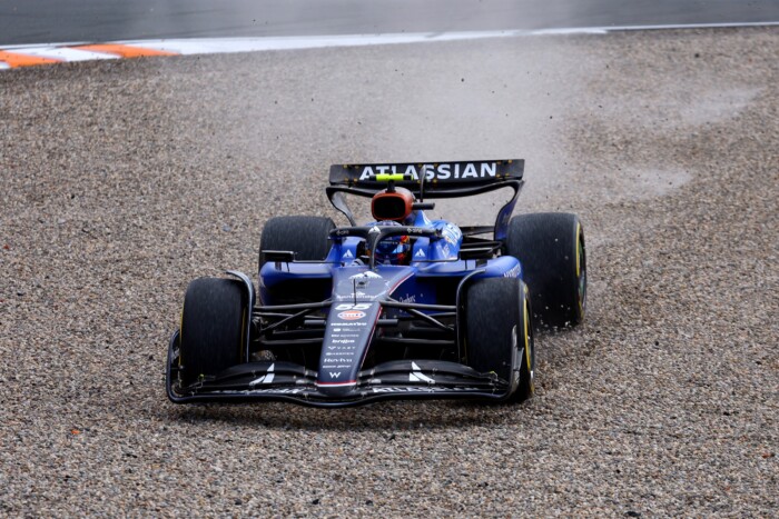 Látványos piruettekkel tért vissza az F1 a nyári szünetről 2