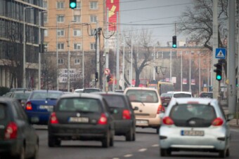 Ennyivel emelkednek a magyar autósok terhei jövőre