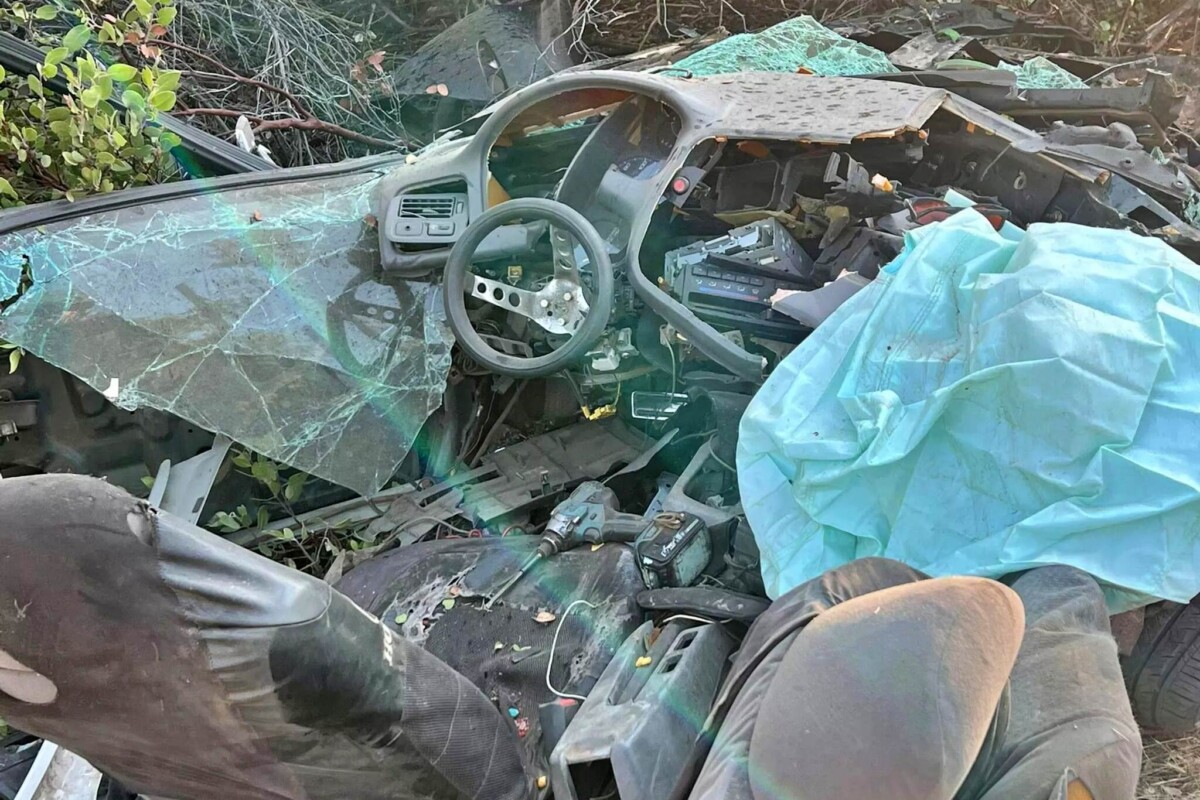 Darbokra szakadt az autó, a sofőr valahogy elpárolgott