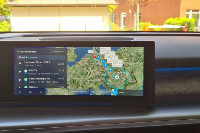 Nagyon drága autót hoz Magyarországra a Hyundai 22