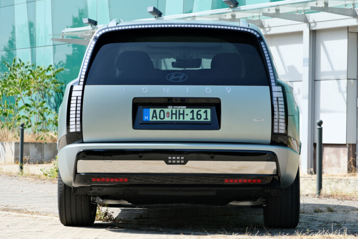 Nagyon drága autót hoz Magyarországra a Hyundai 21