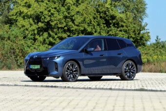 Ezzel a BMW-vel jobb utazni, mint vezetni