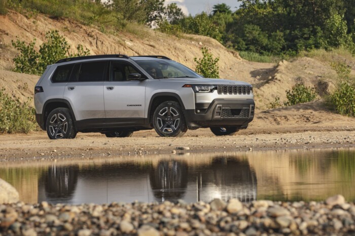 Alfa Romeo-alapokra épül az új Jeep SUV