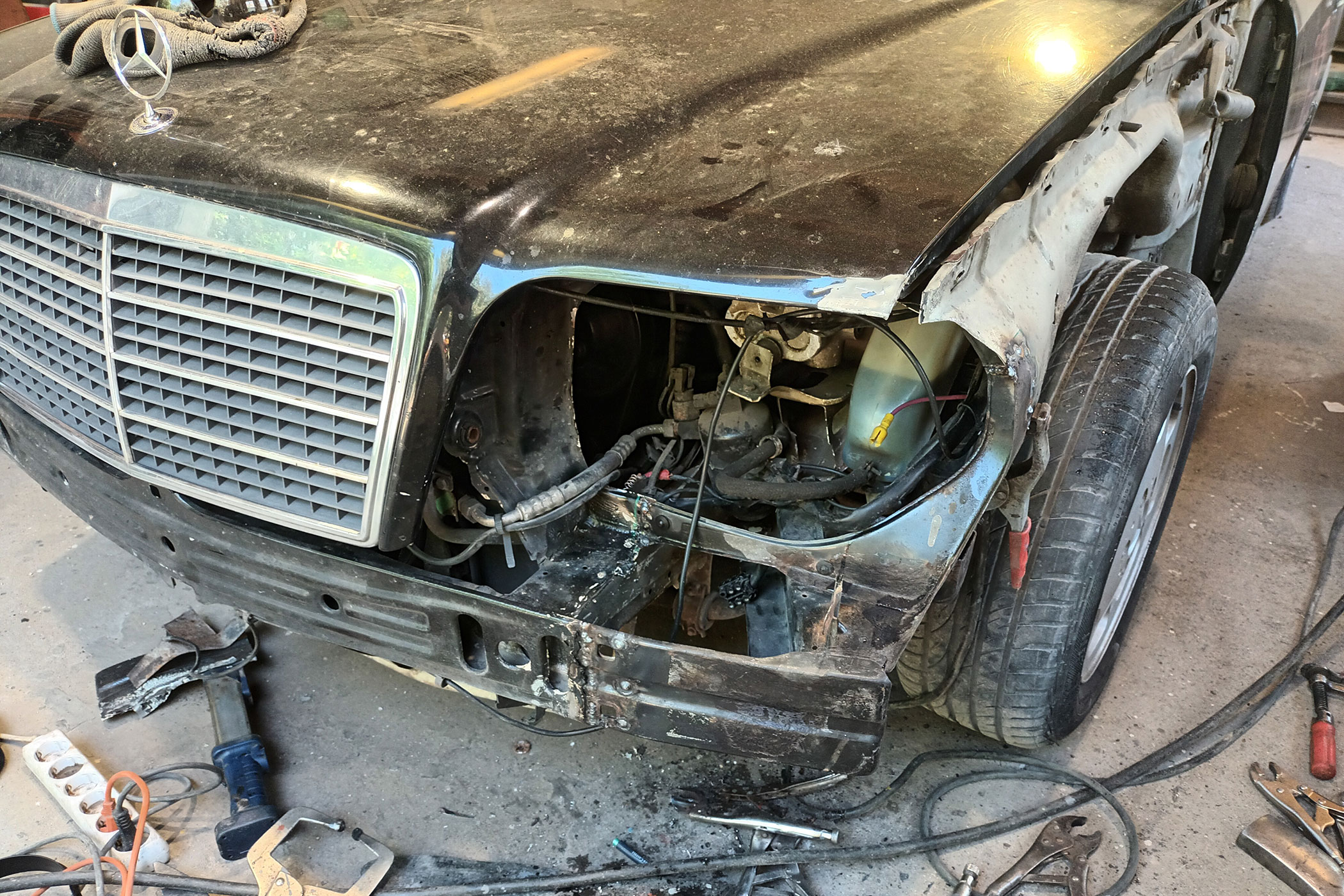 mercedes_s124_javitas-7 | Vezess | Vezess