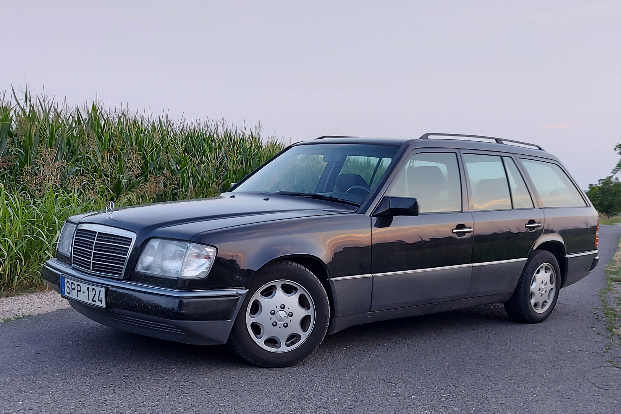 mercedes_s124_javitott | Vezess | Vezess