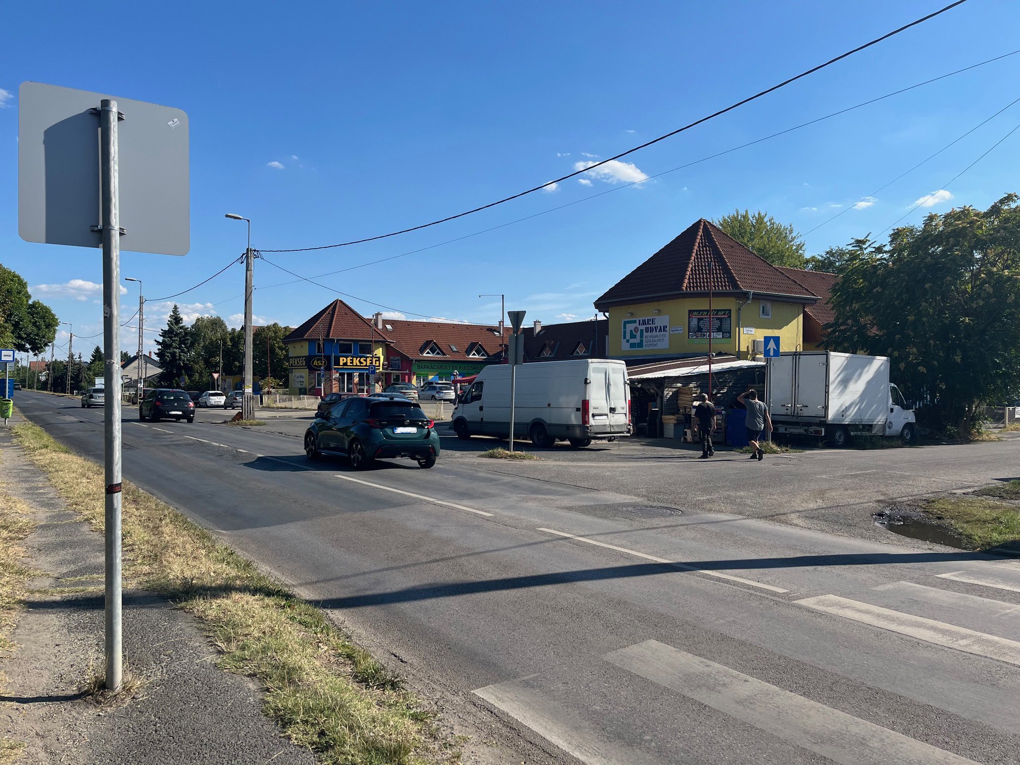 Verekedésig fajulhatnak a dolgok egy hazai kereszteződésben 1