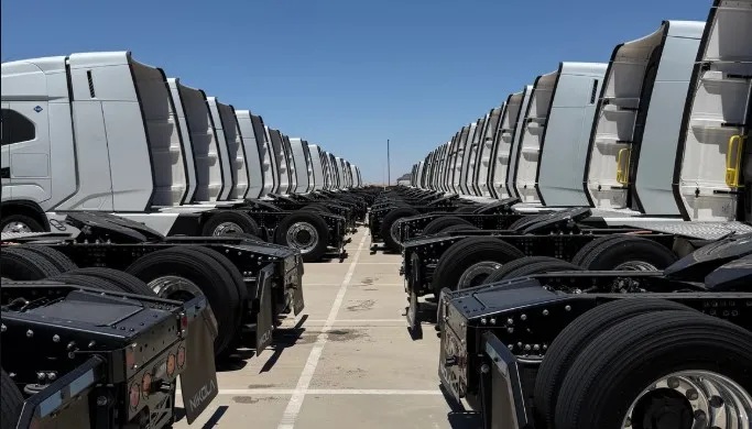 Mentőövet dobnak a hidrogéncellás nyerges vontatóknak 1 | Vezess Mentőövet dobnak a hidrogéncellás nyerges vontatóknak 1