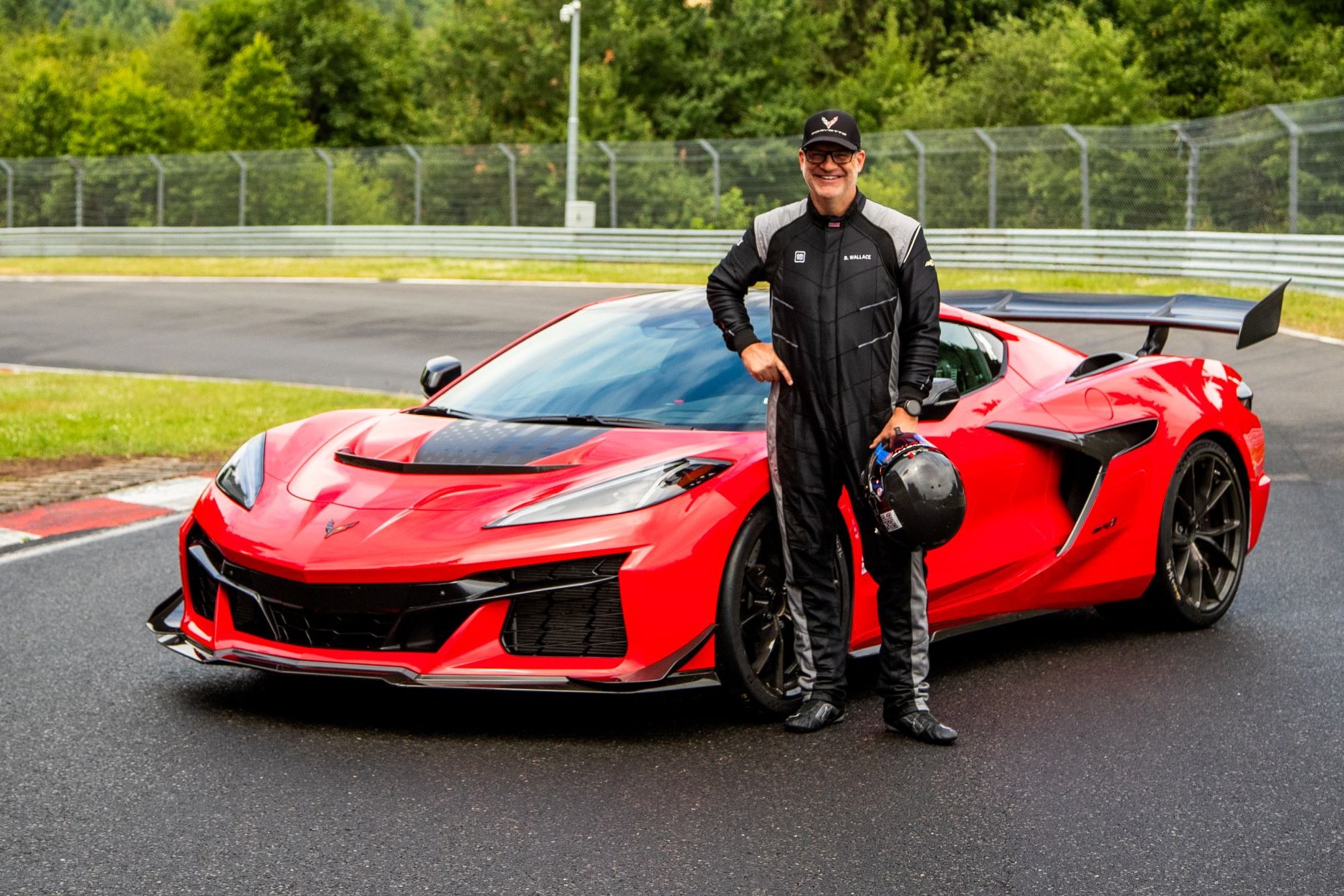 Brian Wallace vehicle dynamics engineer and driver of the Corve | Vezess | Vezess