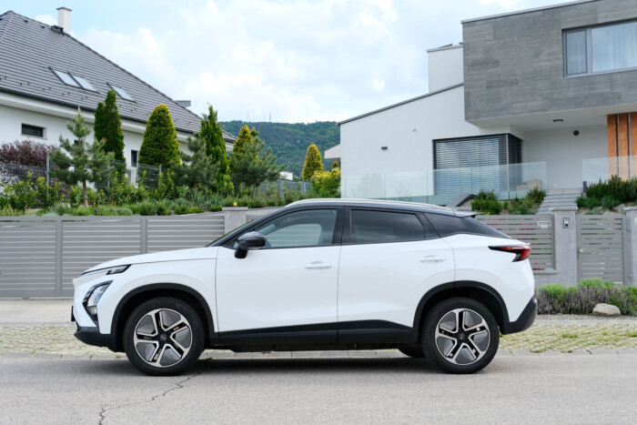 Ezen az autón nem fognak ki a magyar utak 7