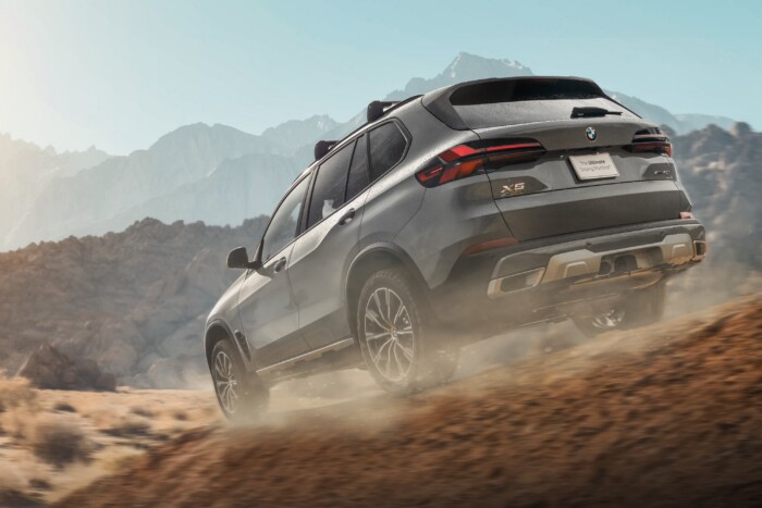 A Mercedes G-osztálynak épít ellenfelet a BMW