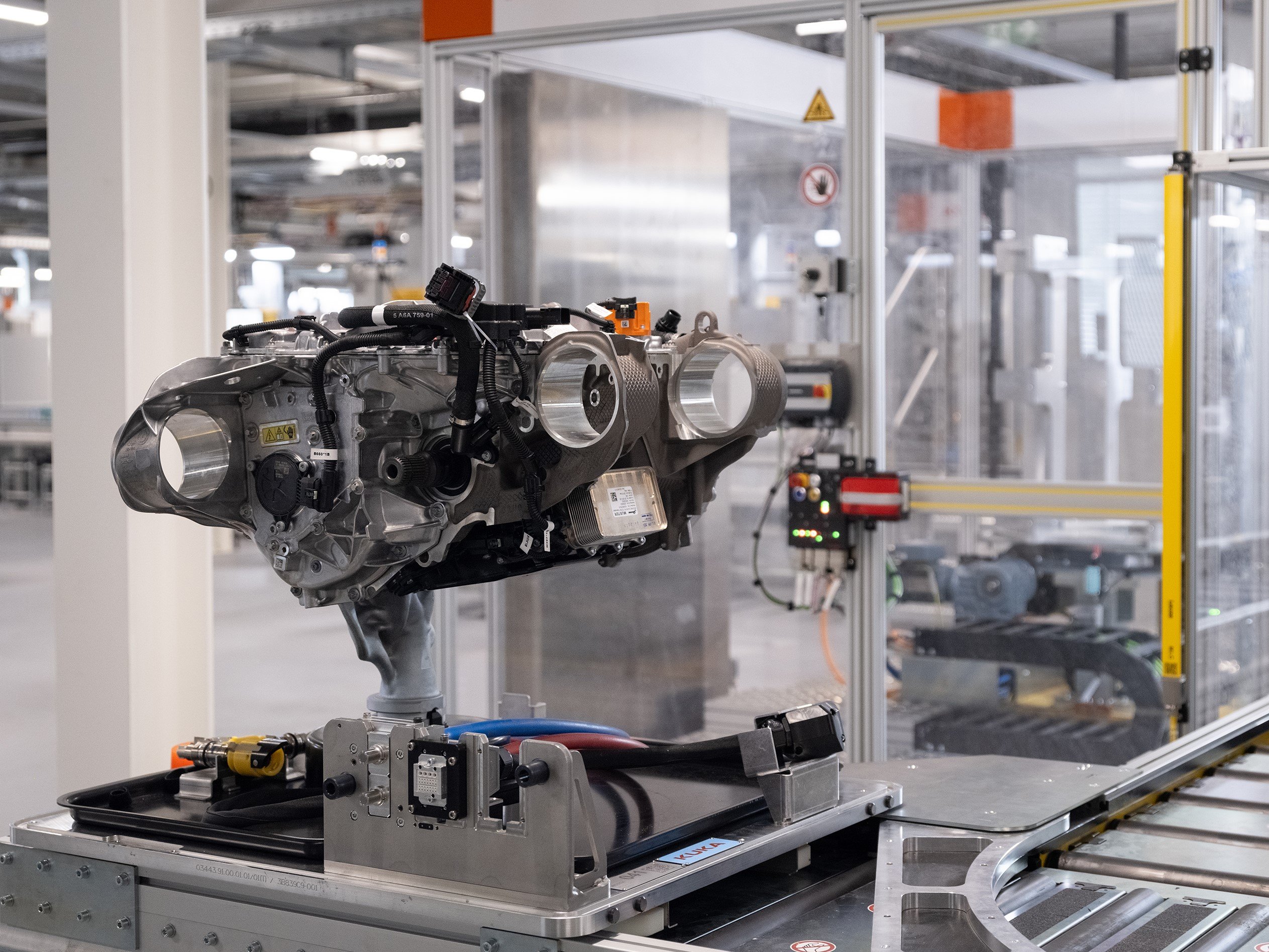 E-Motoren Produktion BMW Group Werk Steyr | Vezess | Vezess