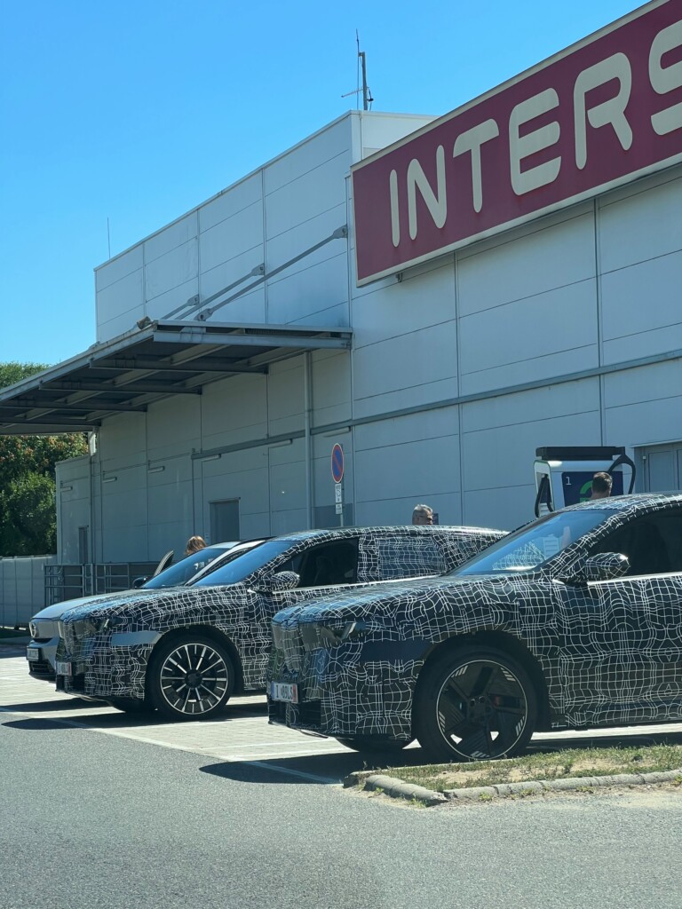 Álcázott BMW-k járják Nyíregyházát 1