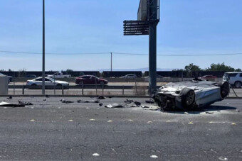 Csúnya vége lett egy utcai versenynek: az egyik sofőr katapultált, a másikat letartóztatták