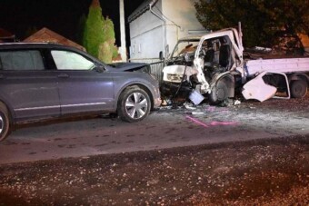 Az egyenes utat sem tudta követni, megnyomorította a vétlen sofőrt