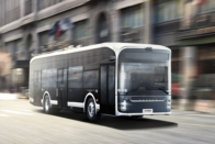 Ikarus-méret, modern technika – ezt tudja a BKV új busza 10