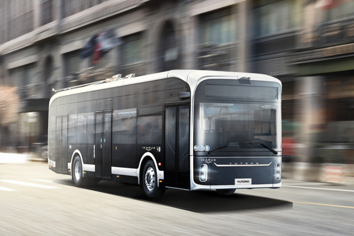 Vadonatúj Ikarus trolikat kap a főváros