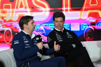 „Mázlista rohadék” ‒ üzente kollégájának az F1-es csapatfőnök