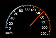 Itt a 150 km/órás autópálya-szakasz, már telepítik a táblákat 1