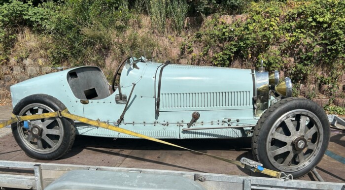 Több száz milliót érő 100 éves ritkaságot foglaltak le 1