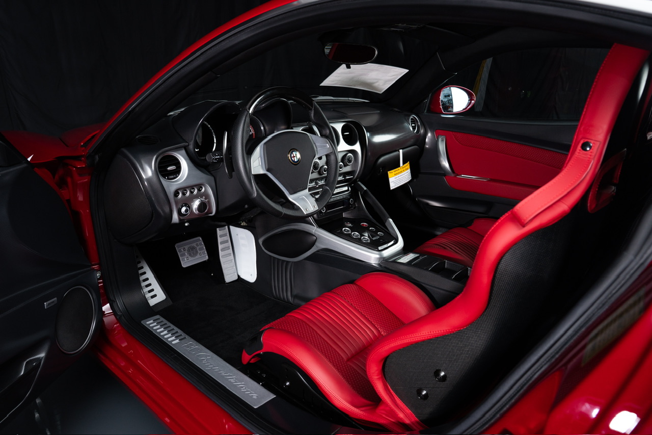 2008_alfa-romeo_8c-competizione_alfa_romeo_8c_competizione_097-19354 | Vezess | Vezess