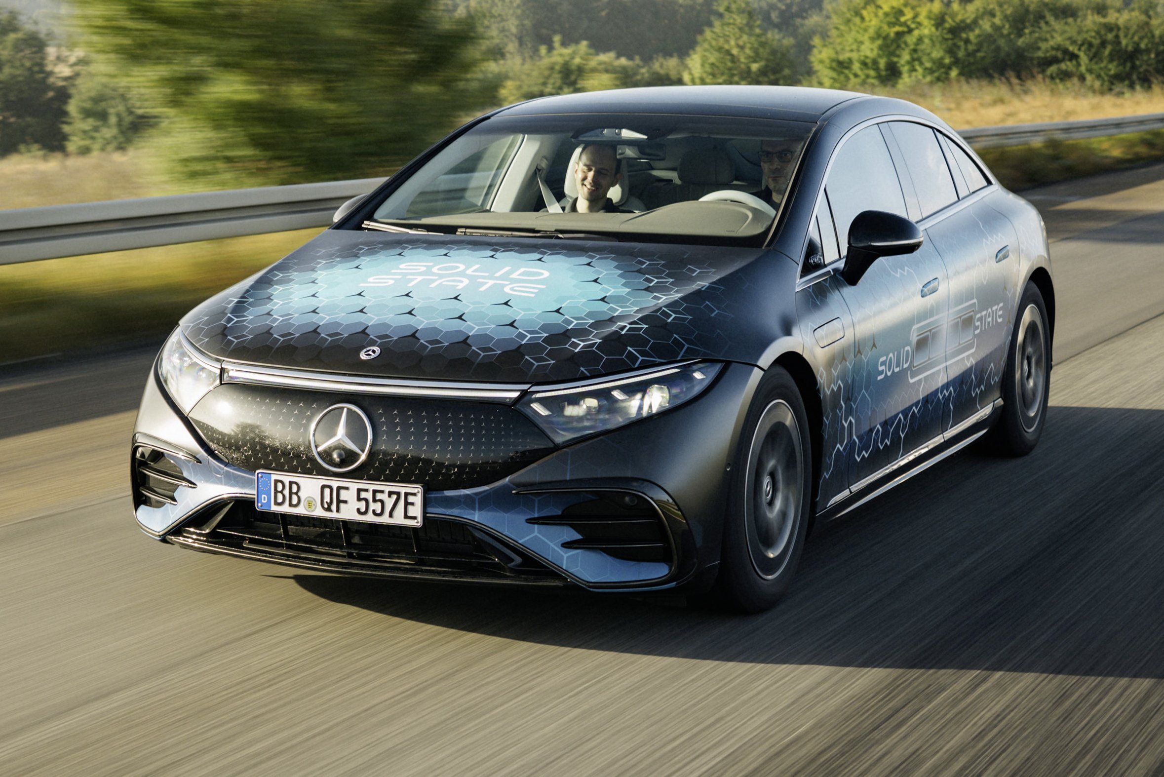 25c0241_010 | Vezess | Vezess