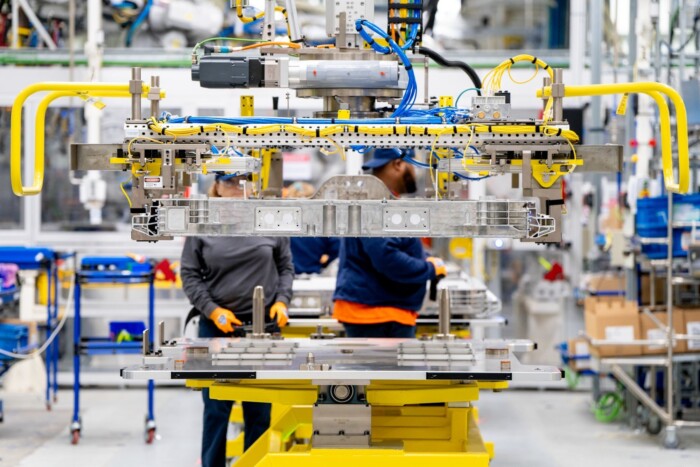 Ingyen cserél agyat régi autóiban a Volvo 7 | Vezess Ingyen cserél agyat régi autóiban a Volvo 7