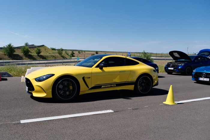 240-nel próbáltuk ki a magyar oválpályát 12