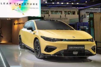 Kínából hoz ellenfelet magának az Opel Astra