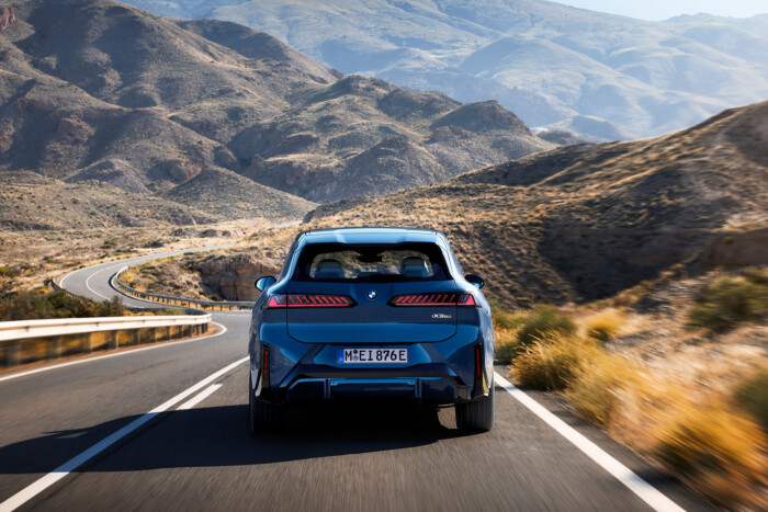 Ilyen testközelből az új magyar autó 24