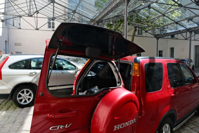 Mit keres egy kempingasztal a kocsiban? 13 | Vezess Mit keres egy kempingasztal a kocsiban? 13