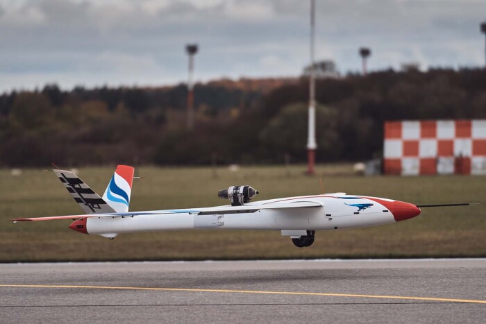 Magyar kutatók fejlesztik a jövő repülőgépeit