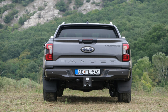 Olcsóbb hibriddel autózni, mint dízellel? 14