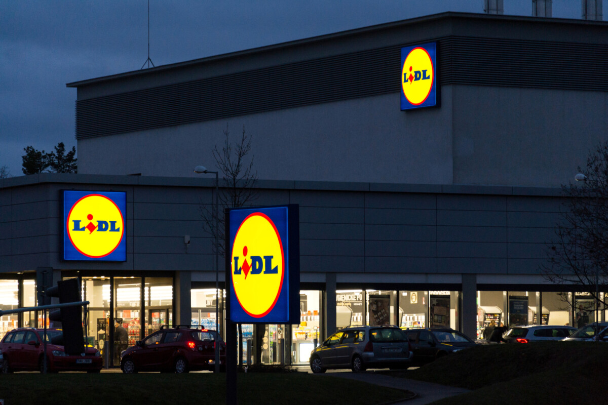 Egy halom autós terméket akciózott le a Lidl