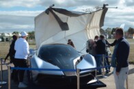 Gyerekjátékként vitte el a szél a kamiont – videó 1