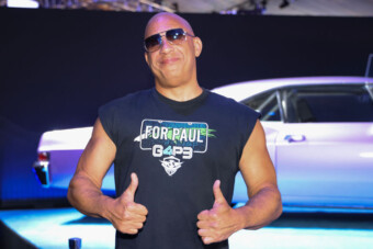 Létezik, hogy valaki ilyen bénán parkol? Az eredmény katasztrófa