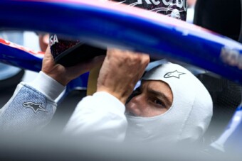 F1: Itt a vége, nem versenyez többé a nagy kedvenc