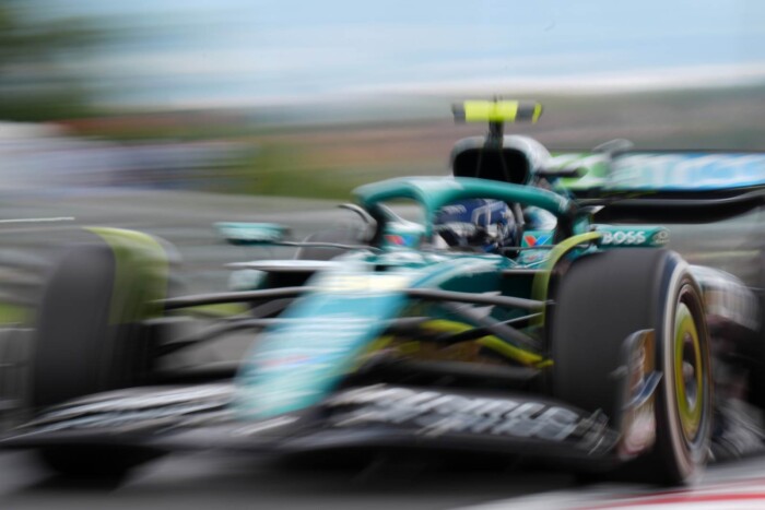 Kerülőúton szerezhet F1-es ülést a pilóta