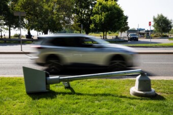 Népharag zúdult a traffipaxokra, több százat rongáltak meg