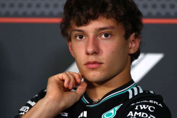 F1: Vette az üzenetet a küszködő újonc