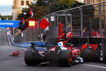 Hat autótörés, váratlan eredmények az F1-es időmérőn